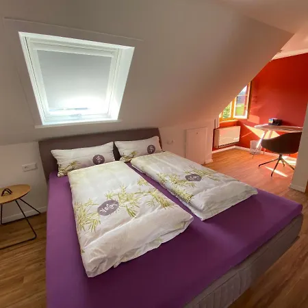 Pia's Nature Retreat * Neukirch (Tubingen)