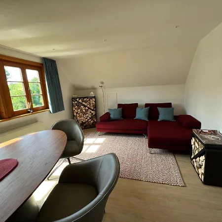 Pia's Nature Retreat Neukirch (Tubingen)