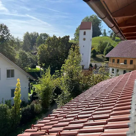 Pia's Nature Retreat Apartment Neukirch (Tubingen)