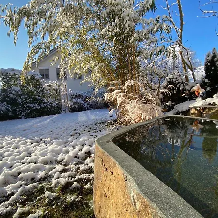 Pia's Nature Retreat Neukirch (Tubingen)