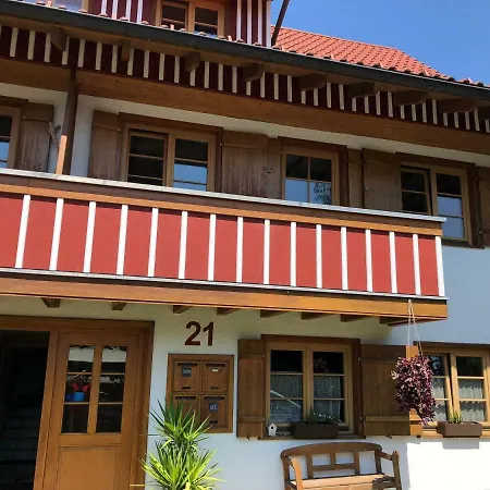 Pia's Nature Retreat Apartment *