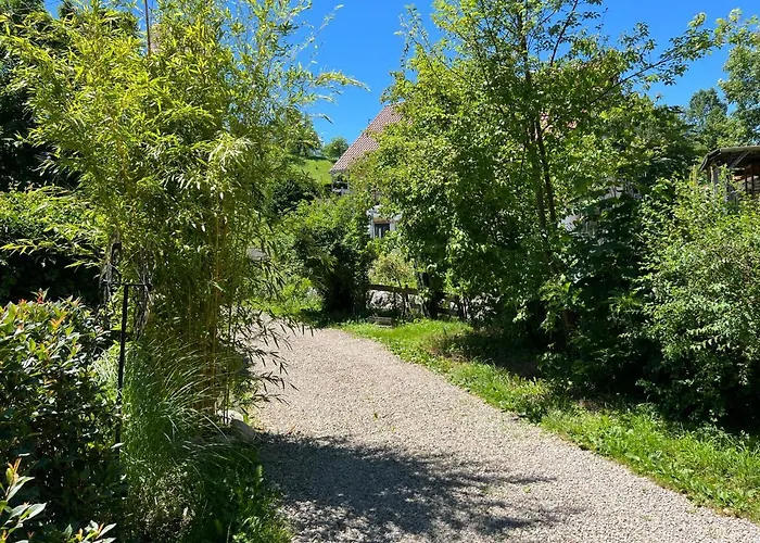 Pia's Nature Retreat * Neukirch (Tubingen)