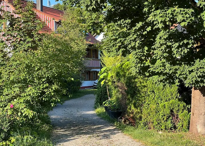 Pia's Nature Retreat * Neukirch (Tubingen)