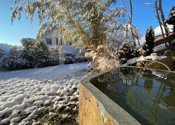 Pia's Nature Retreat Neukirch (Tubingen)